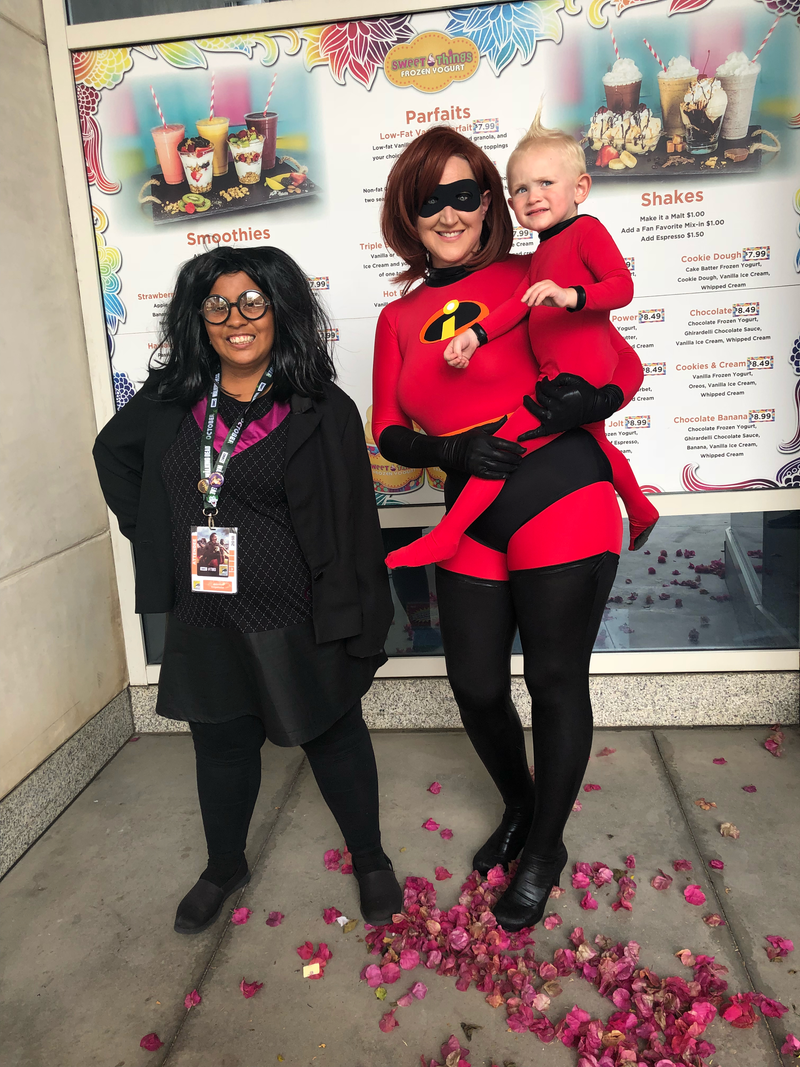 Elastigirl, Jack-Jack, and Edna Mode probably spent Comic-Con checking out everyone else’s hot Comic-Con looks.